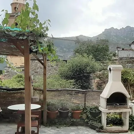 Panzió 8a Castelbianco Colletta