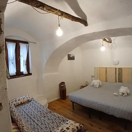 ベッド・アンド・ブレックファスト 8a Castelbianco Colletta