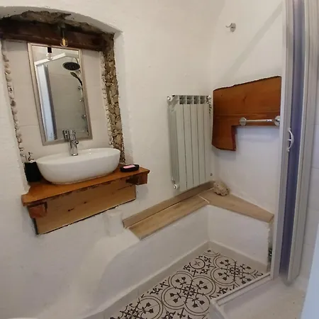 8a Castelbianco Colletta