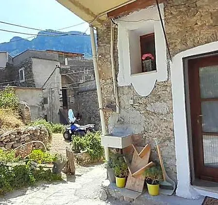 8a Castelbianco Bed & Breakfast