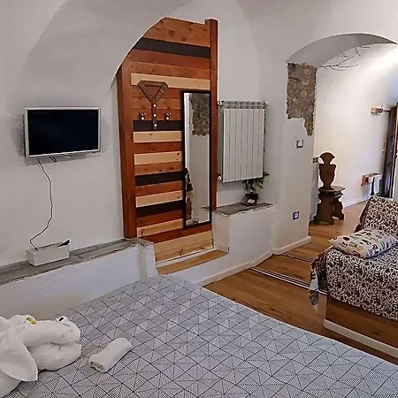 8a Castelbianco Bed and breakfast 3*