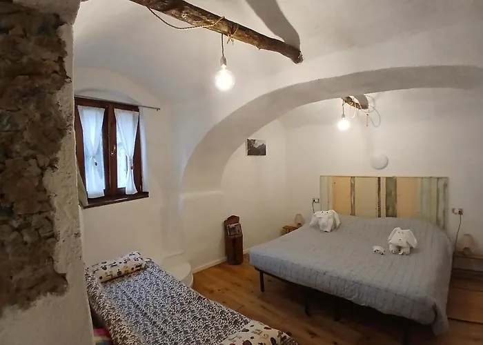 Couette-café 8a Castelbianco Colletta